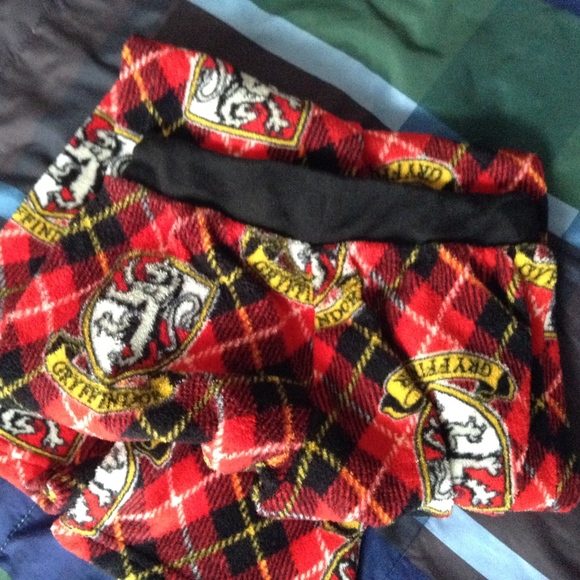 Harry Potter Gryffindor Pajama Pants - Picture 3 of 6